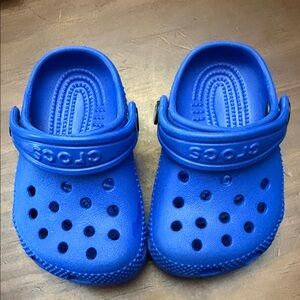 CROCS Kids Vibrant Blue Sandals